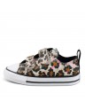 CHUCK TAYLOR