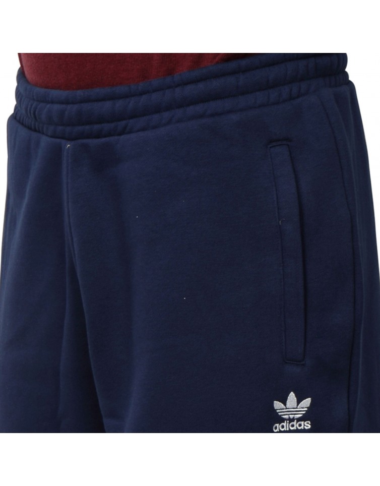 ESSENTIAL SHORT-HK0182