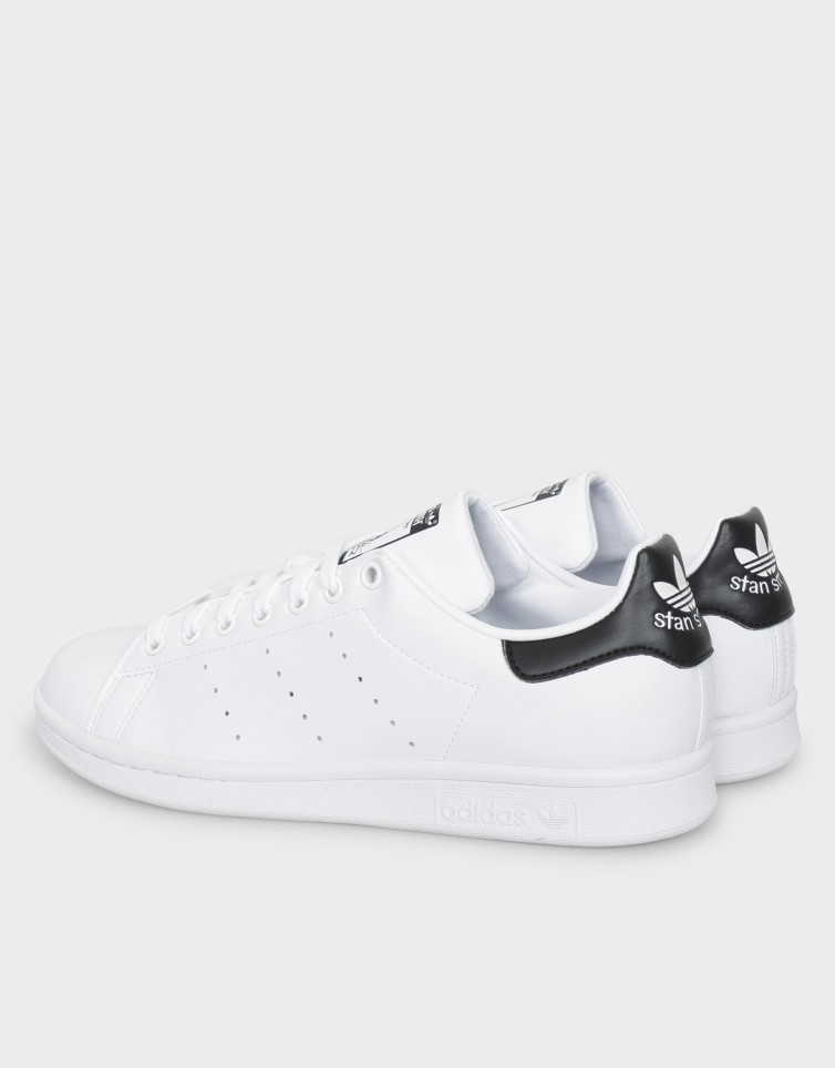 STAN SMITH