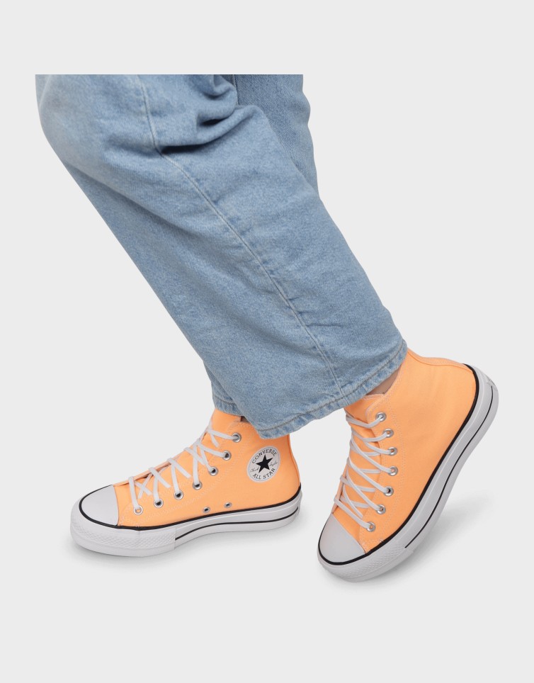 CHUCK TAYLOR LIFT HI-A03052C