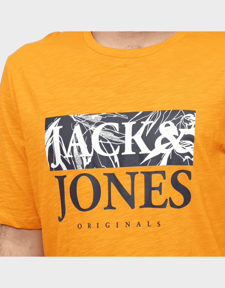CRAYON BRANDING TEE