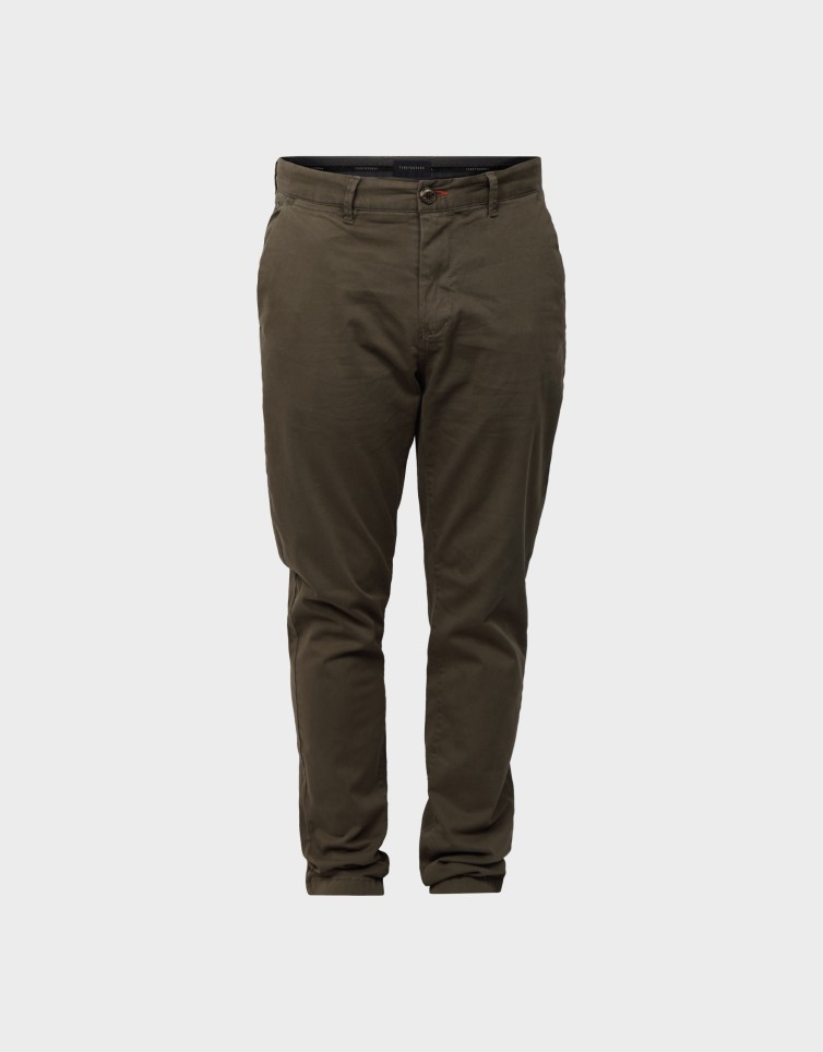 ESSENTIAL COMFORT CHINO