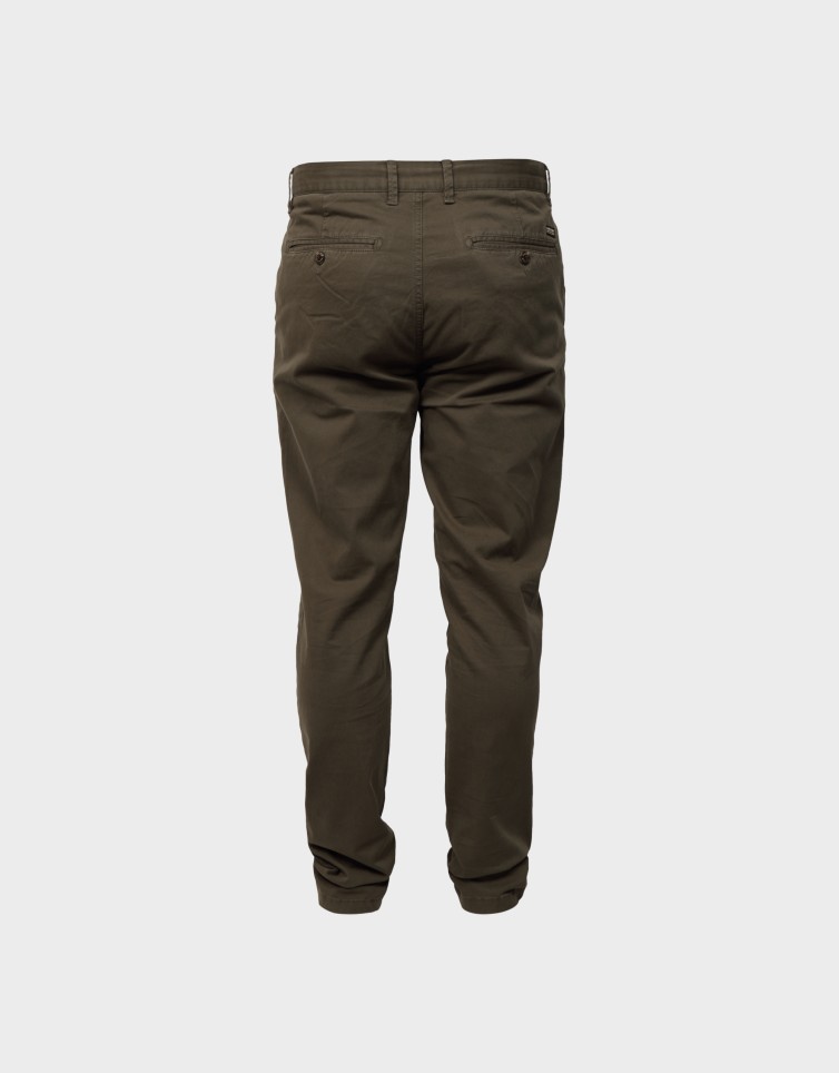 ESSENTIAL COMFORT CHINO