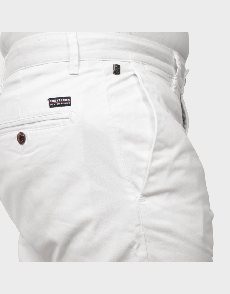 ESSENTIAL COMFORT CHINO