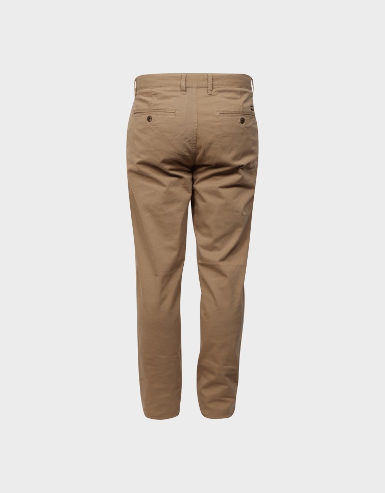 ESSENTIAL COMFORT CHINO