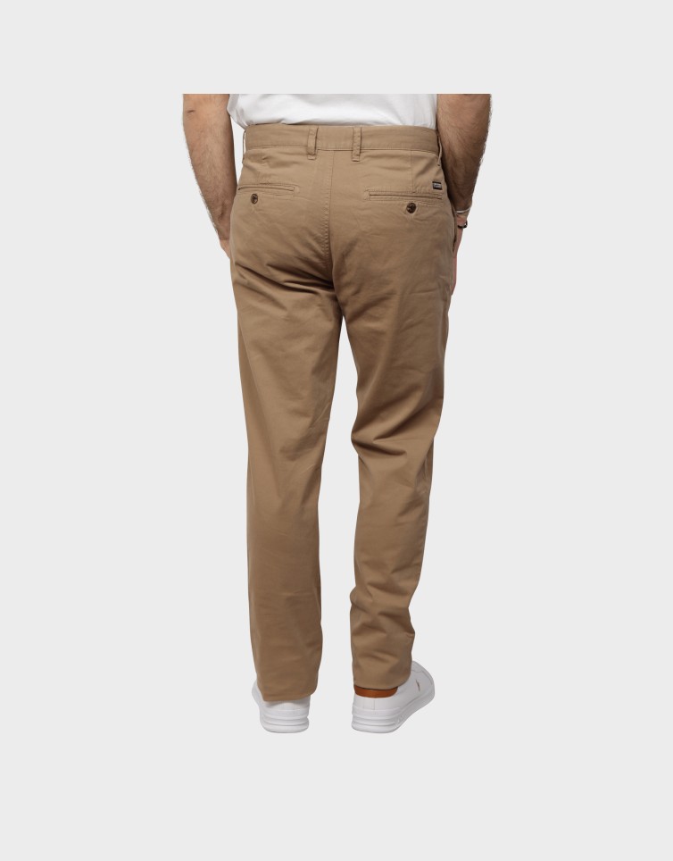 ESSENTIAL COMFORT CHINO