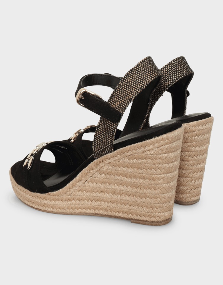 PLATFORM SANDAL