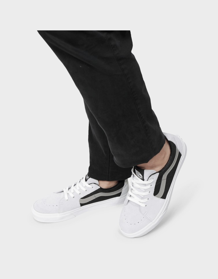 UA SK8-LOW