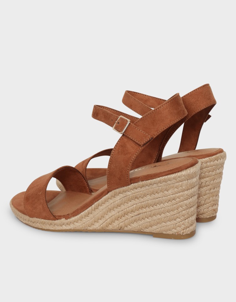 WEDGE PLATFORM SANDAL