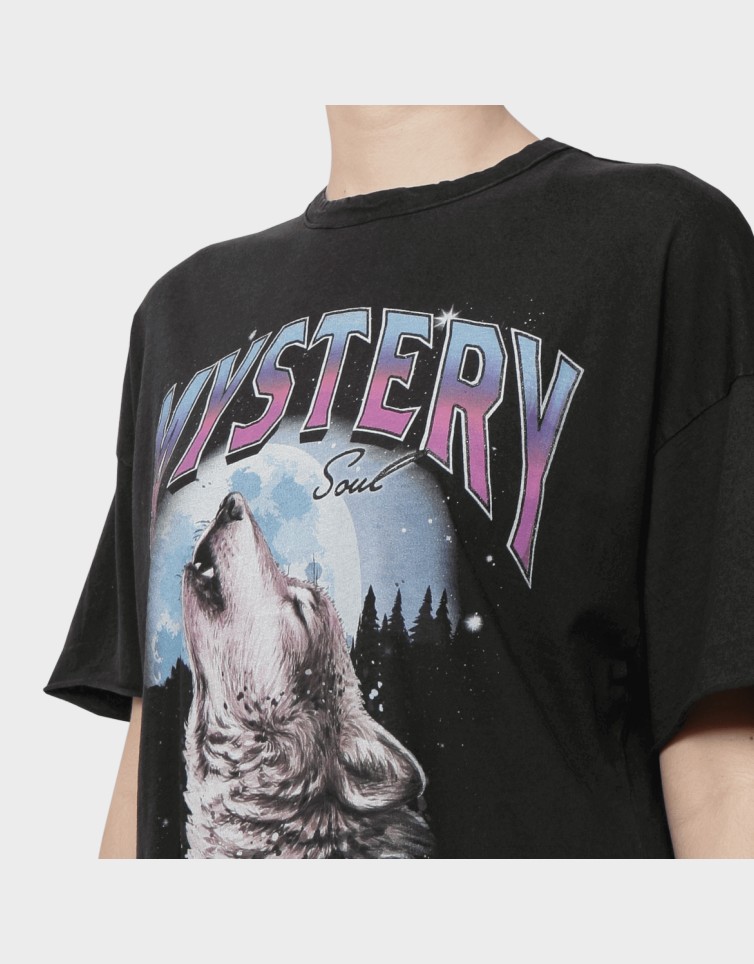 LUCY WOLF TOP