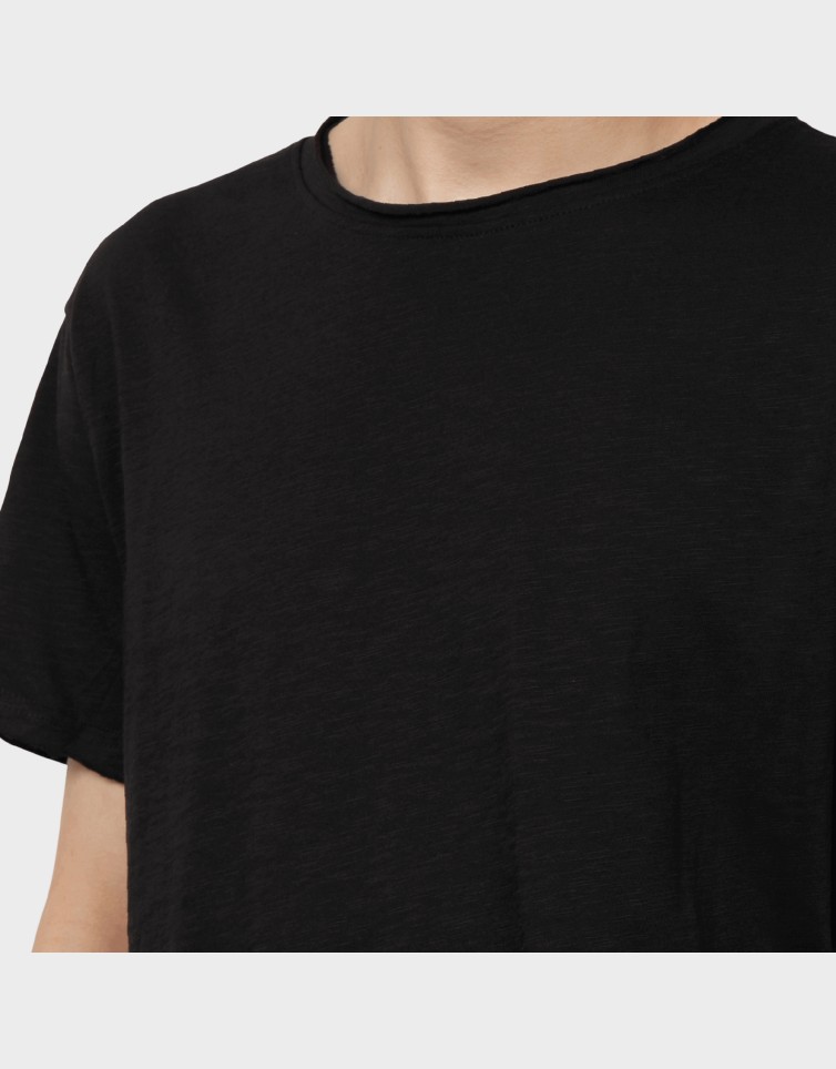 CLASSIC TEE