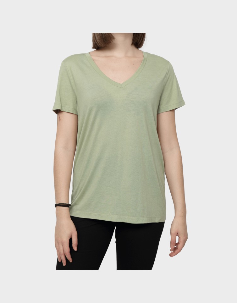 FEMME V-NECK TEE