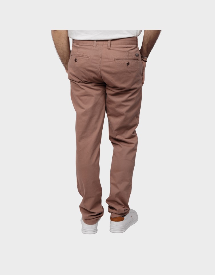ESSENTIAL COMFORT CHINO