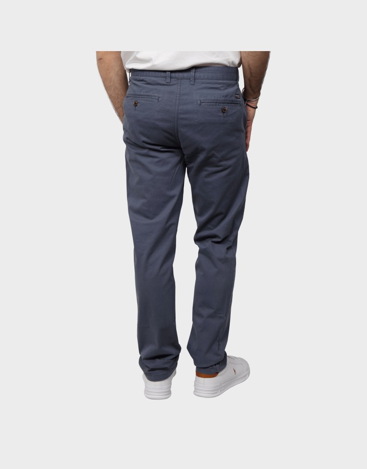 ESSENTIAL COMFORT CHINO