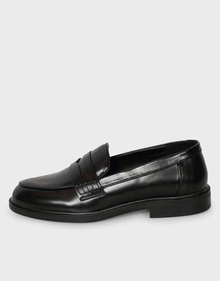 LORDS LOAFERS