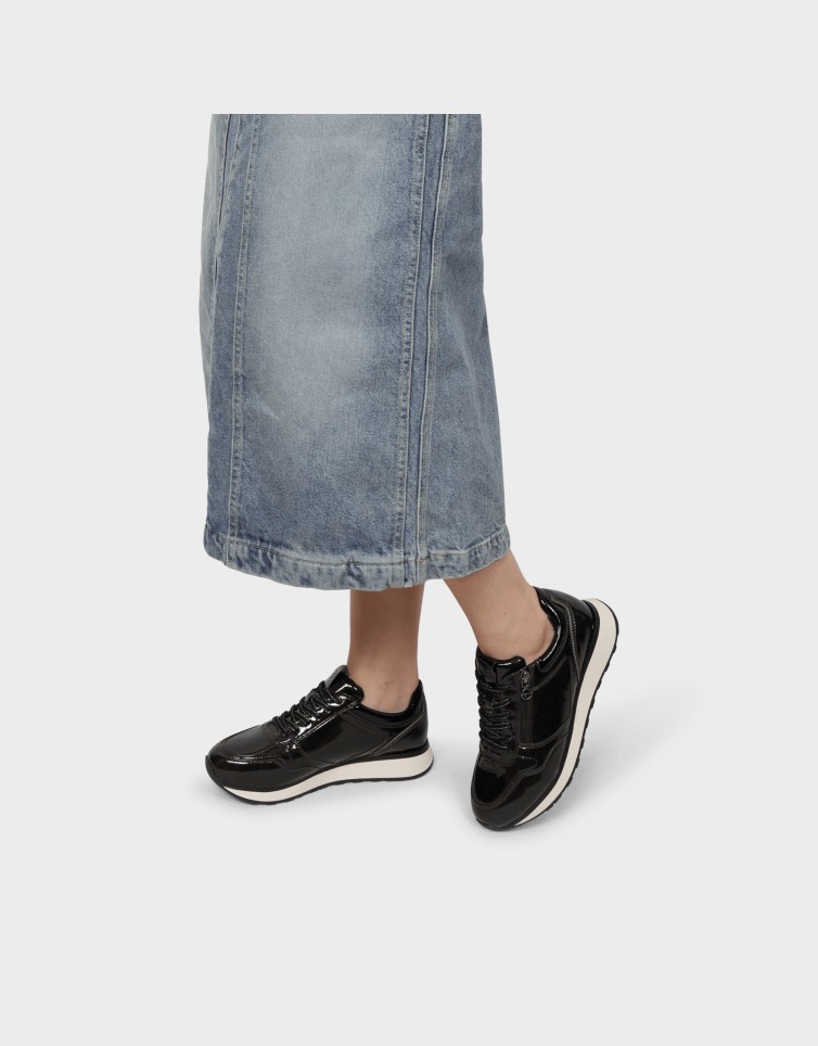 TAJA SNEAKERS