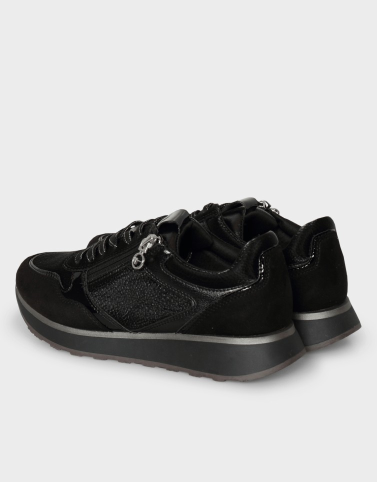 TAJA SNEAKERS