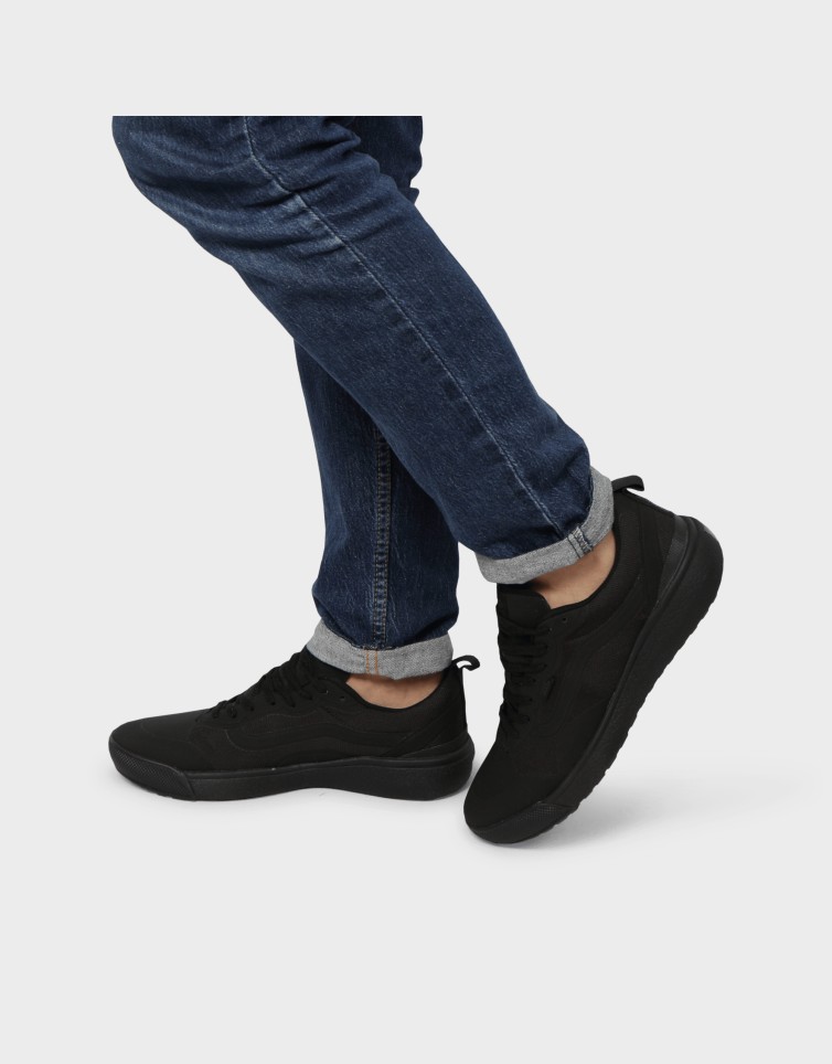 UA ULTRARANGE EXO