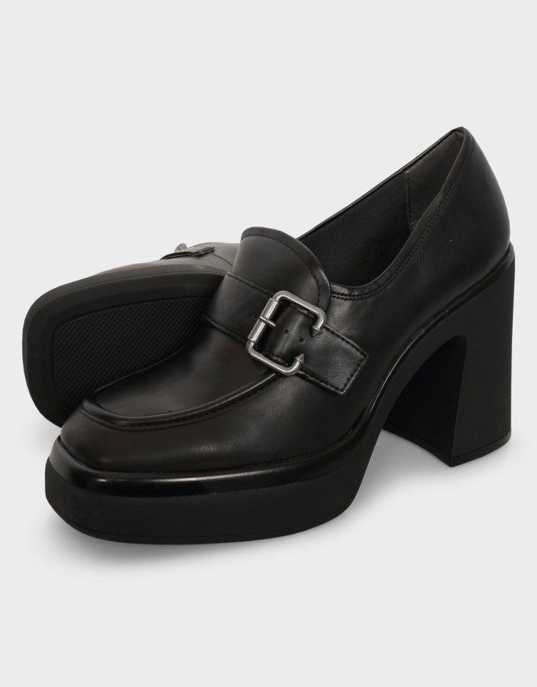 METALLIC BUCKLE LOAFER
