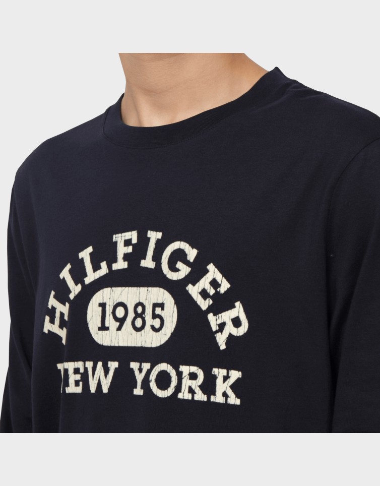 MONOTYPE COLLEGIATE LS TEE