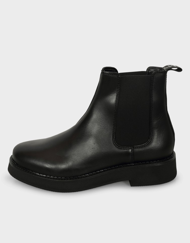 TJW CHELSEA FLAT BOOT