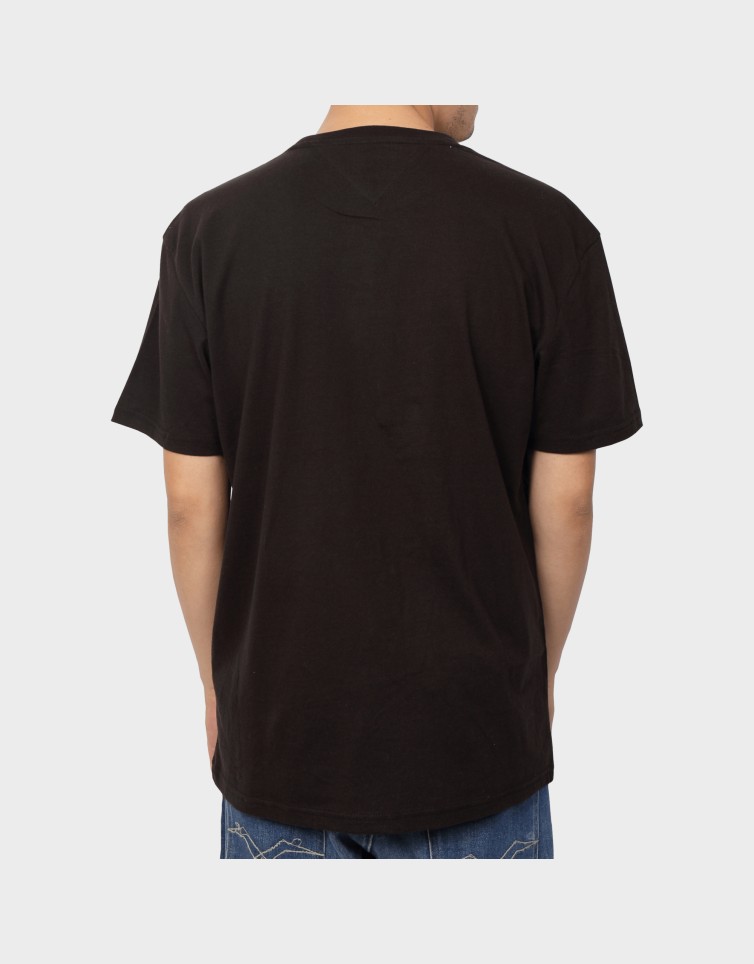 CLASSIC LINEAR CHEST TEE