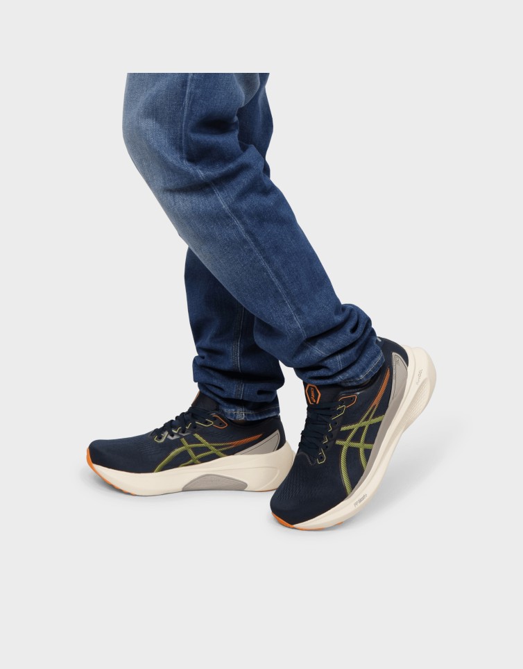 GEL-KAYANO 30