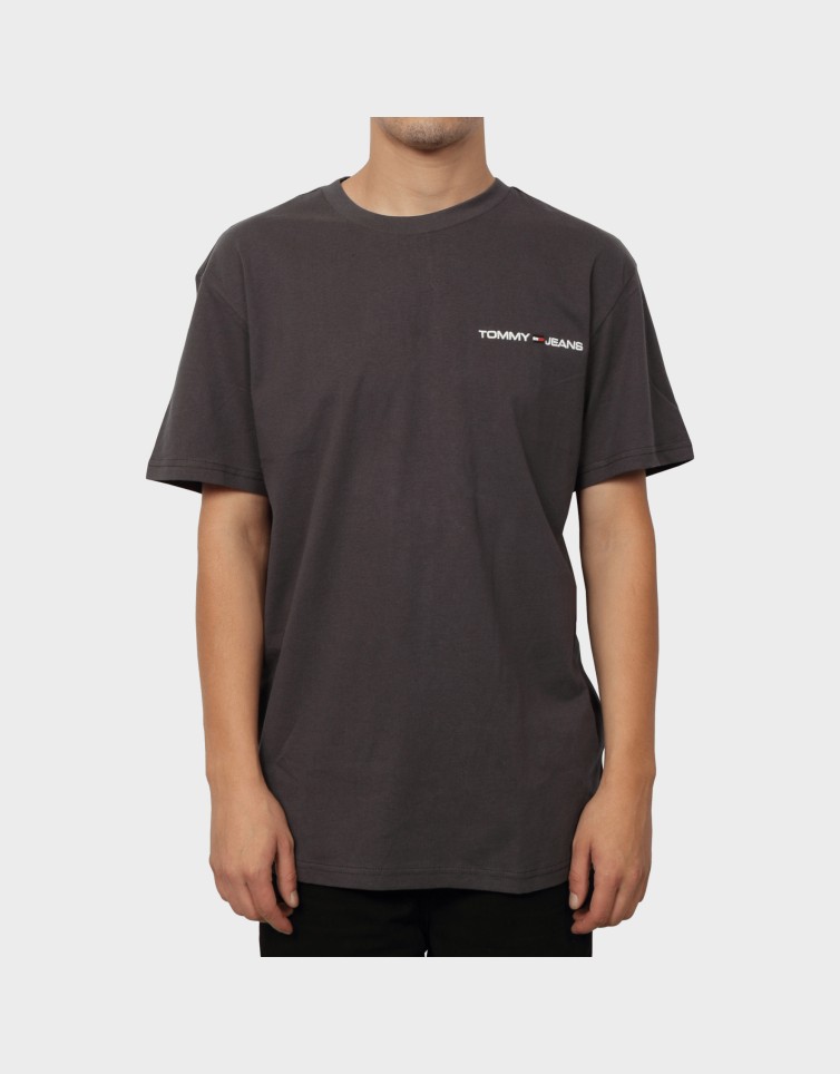 CLASSIC LINEAR CHEST TEE