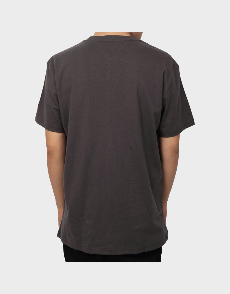 CLASSIC LINEAR CHEST TEE