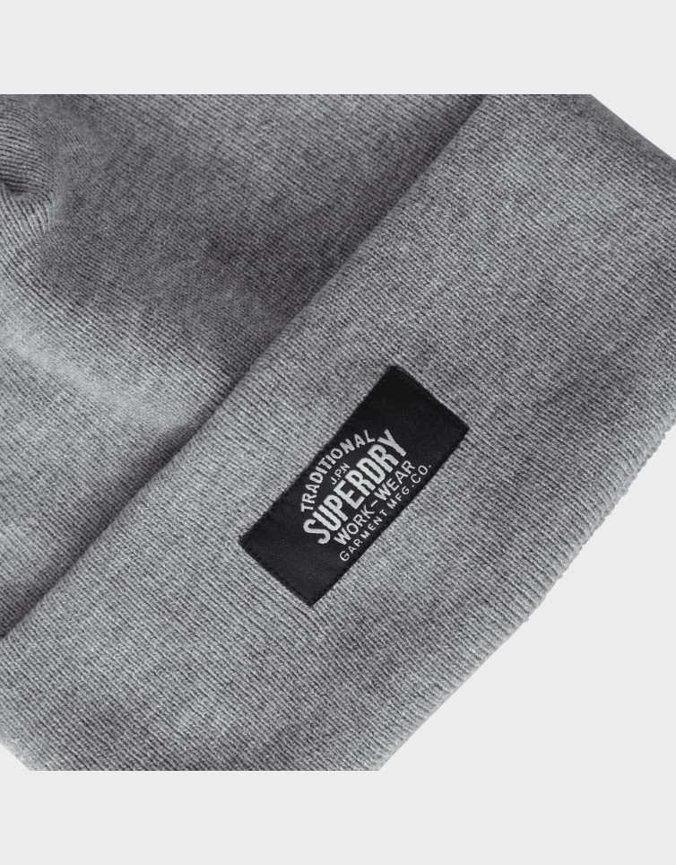 CLASSIC KNITTED BEANIE