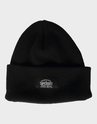 CLASSIC KNITTED BEANIE