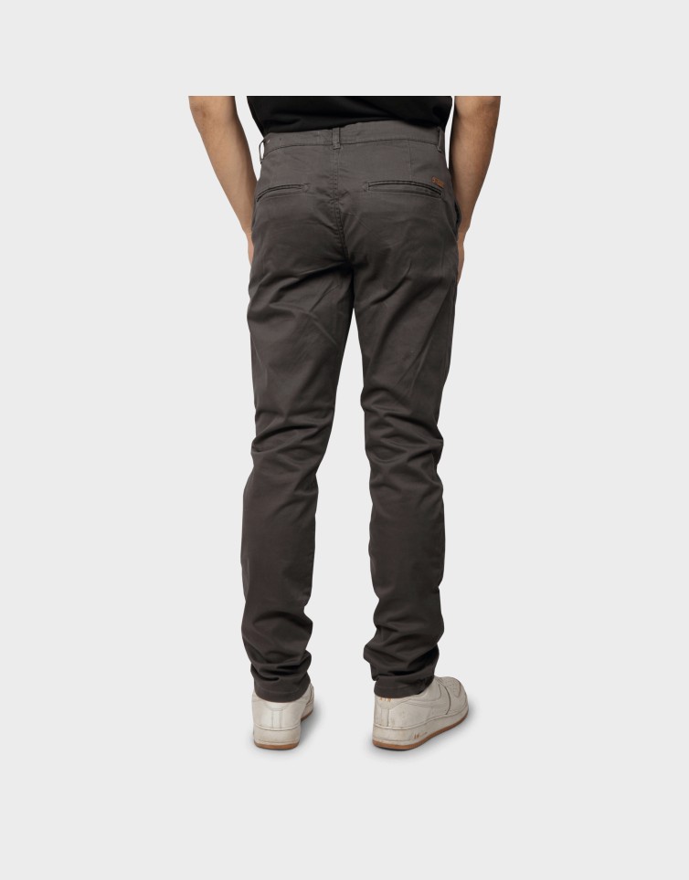 CHINO PANTS