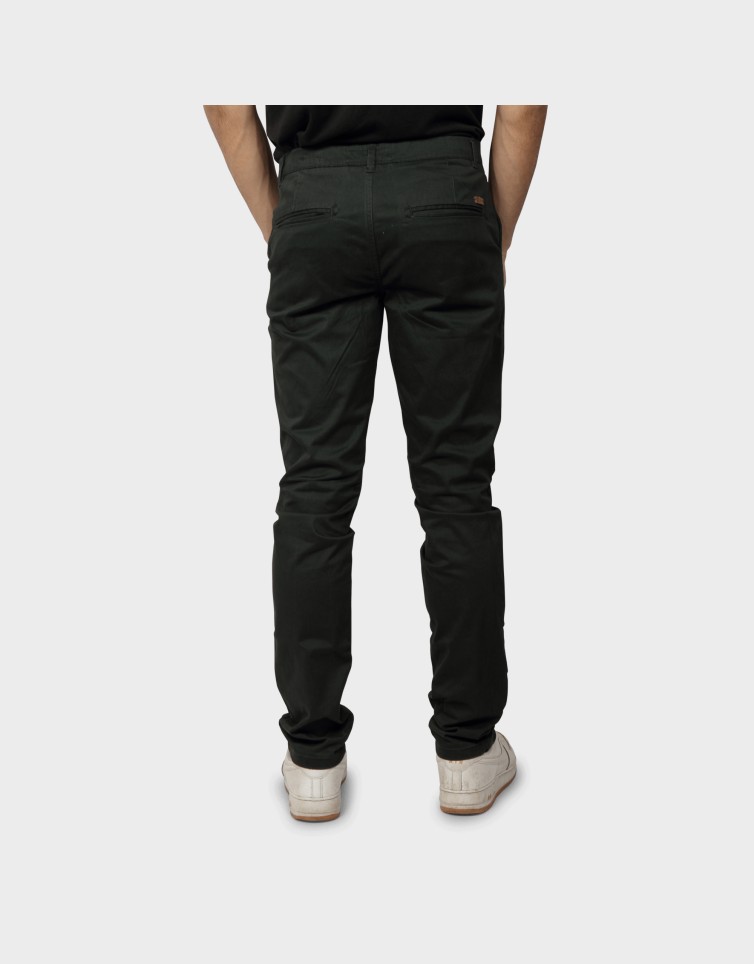 CHINO PANTS