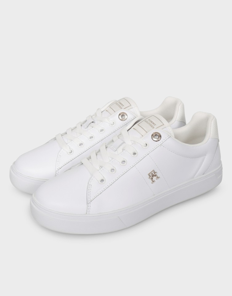 ESSENTIAL ELEVATED COURT SNEAKER