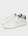 CASUAL V. SNEAKERS