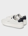 CASUAL V. SNEAKERS
