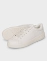 CASUAL SNEAKERS