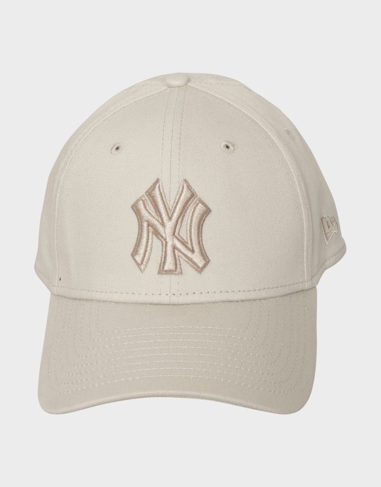 OUTLINE 39T NY YANKEES