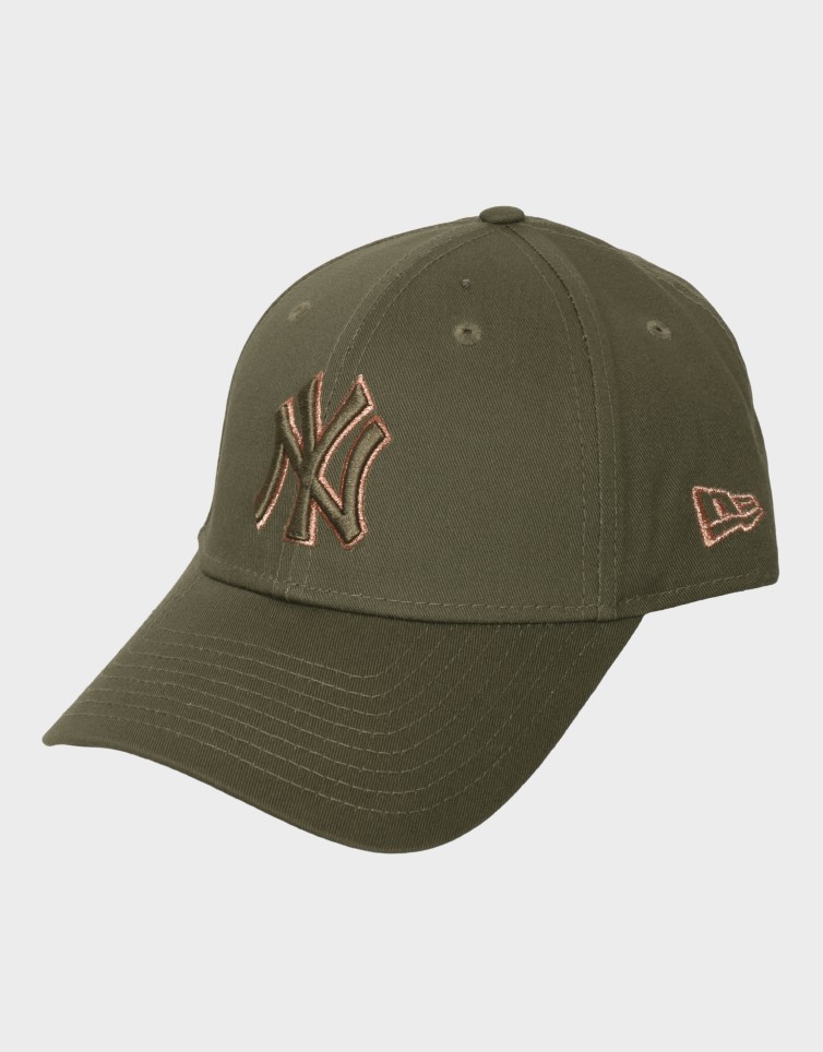 METALLIC OUTLINE 9F NY YANKEES