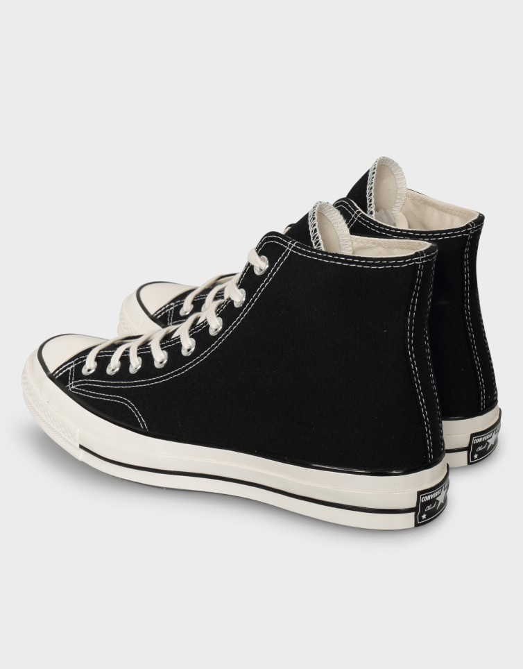 CHUCK 70