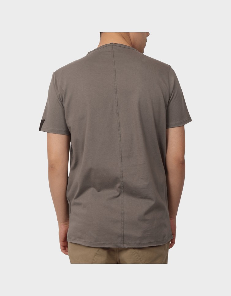 BASIC TEE