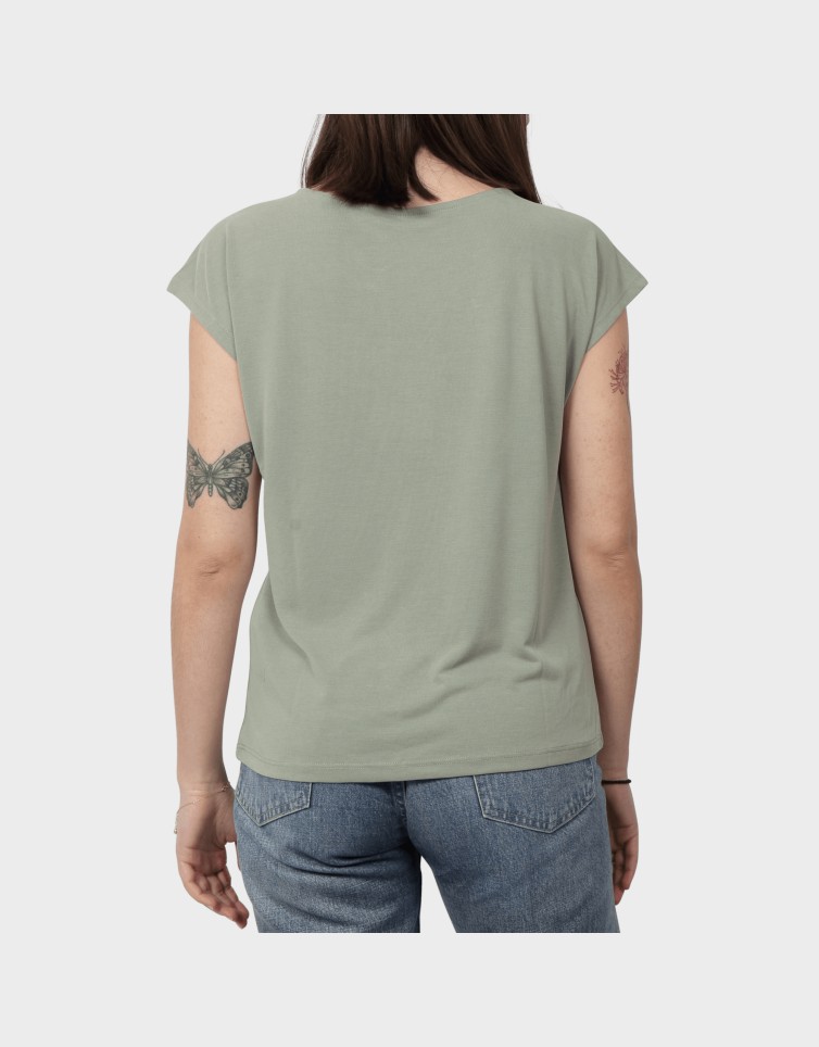 FREE LIFE V-NECK TOP