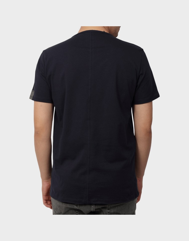 BASIC TEE