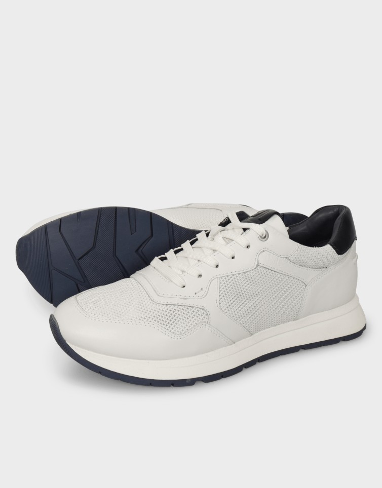 LACE-UP CASUAL SHOES