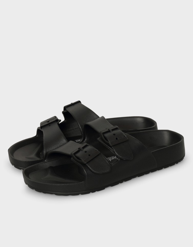 BUCKLE SANDALS