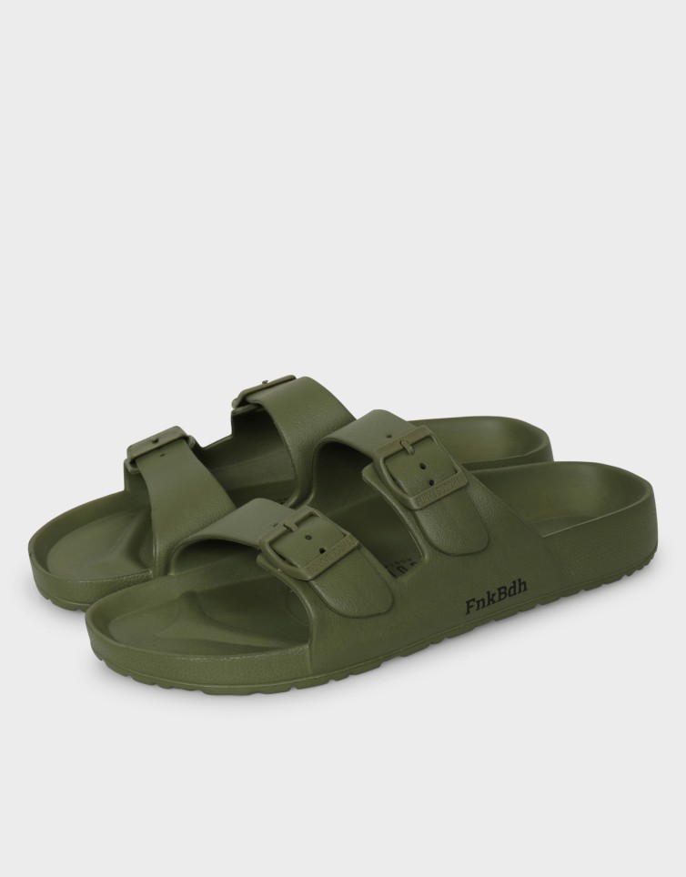 BUCKLE SANDALS