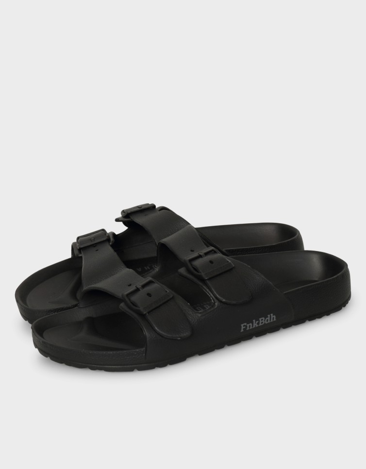 BUCKLE SANDALS