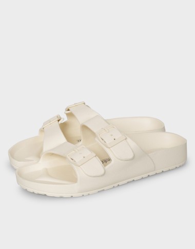 BUCKLE SANDALS