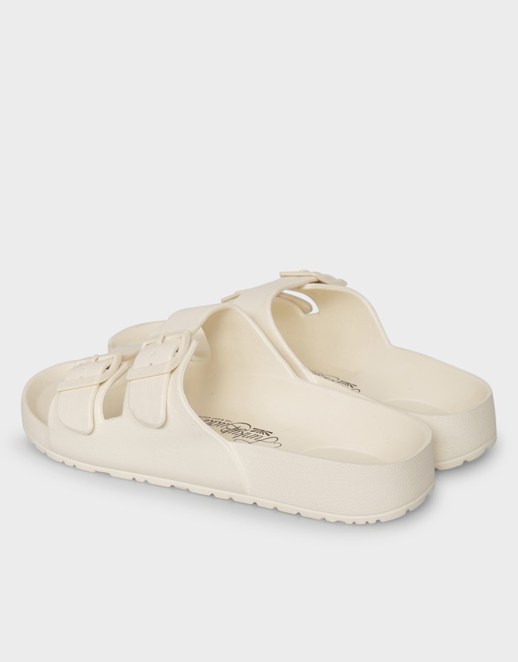 BUCKLE SANDALS