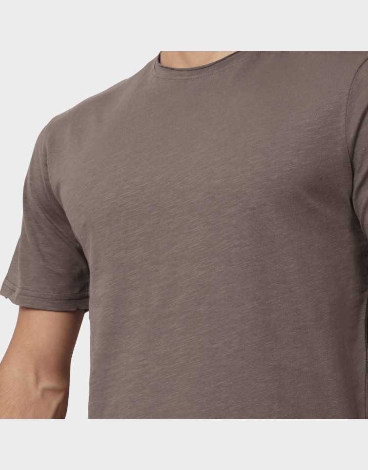 RAW NECK BASIC T-SHIRT